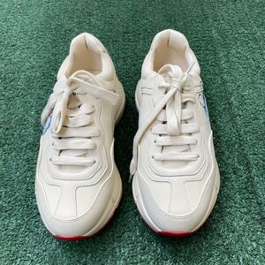 Gucci sneakers